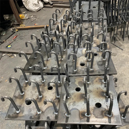 图纸中如何确定温州预埋件的位置？